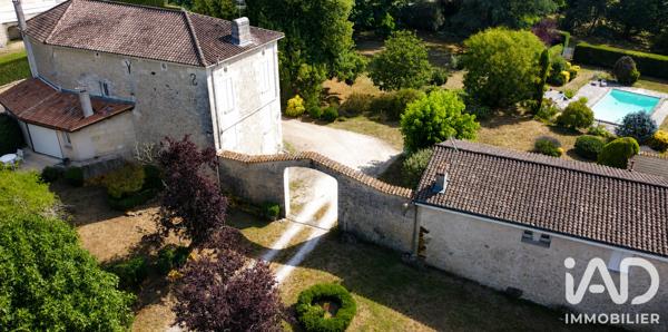 Maison à vendre 10 pièces 223 m² La Clotte