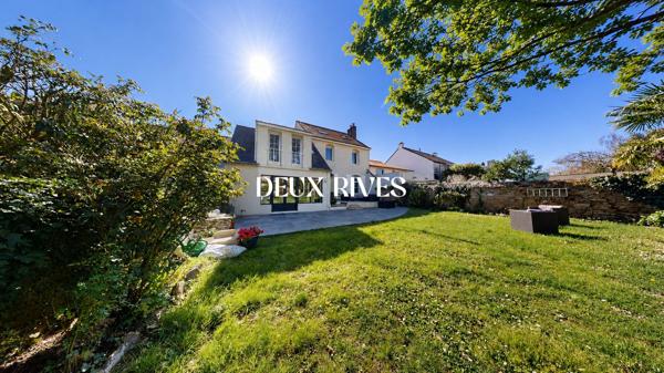 Très belle maison - 217 m2 - 6 pièces - Longchamp - Parcelle 530m2