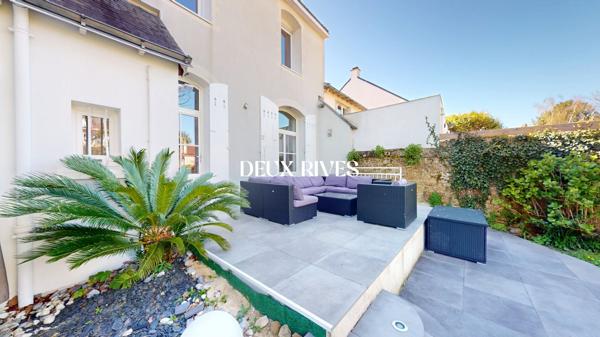 Très belle maison - 217 m2 - 6 pièces - Longchamp - Parcelle 530m2