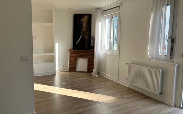 Maison à vendre    5 pièces • 80 m2 Le Raincy