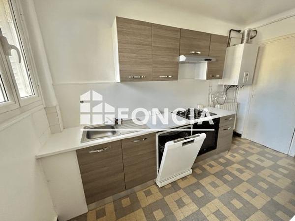 Location Appartement 3 pièces 70.48 m² - 67 RUE DES ALPES Valence 26000