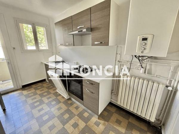 Location Appartement 3 pièces 70.48 m² - 67 RUE DES ALPES Valence 26000