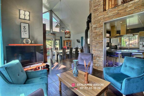 Maison Le Bourget Du Lac 8 pièces 177 m2