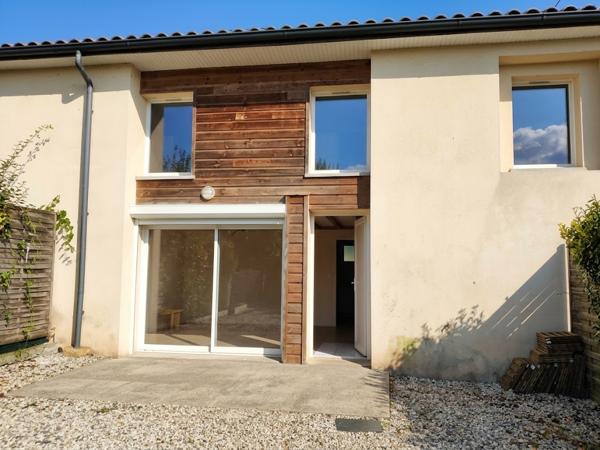 Proche SAUVETERRE DE GUYENNE