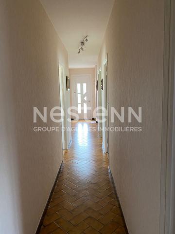 Maison à vendre à Nontron - 4 pièces, 3 chambres, excellent état