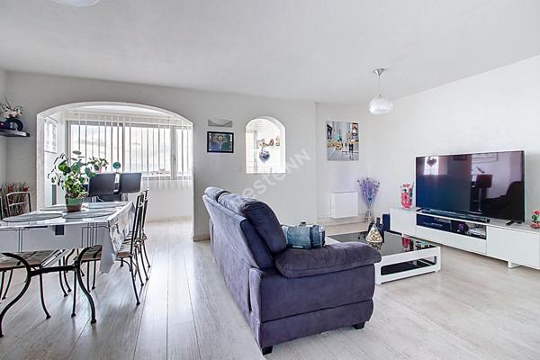 Magnifique appartement T3/4 lumineux avec vue dégagée Vitrolles