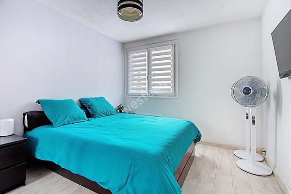 Magnifique appartement T3/4 lumineux avec vue dégagée Vitrolles