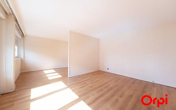 Appartement à vendre    4 pièces • 82,01 m2 Mâcon
