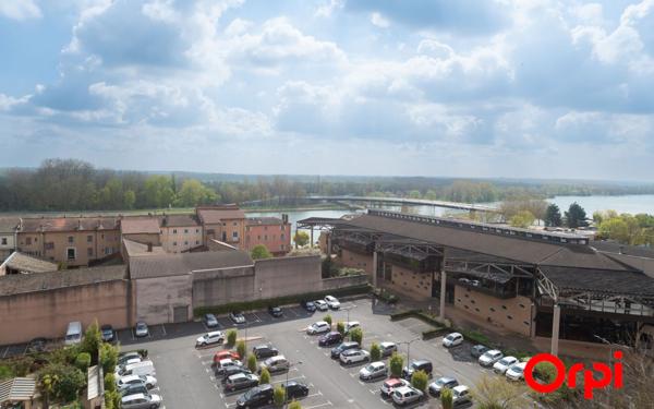 Appartement à vendre    4 pièces • 82,01 m2 Mâcon