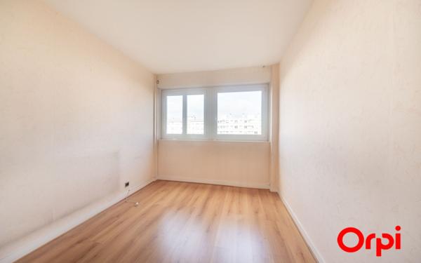 Appartement à vendre    4 pièces • 82,01 m2 Mâcon