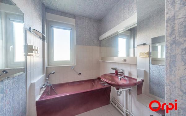 Appartement à vendre    4 pièces • 82,01 m2 Mâcon