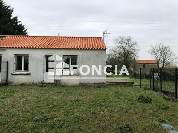 Location Maison 2 pièces 49.33 m² - 6 LA FERONNIERE Froidfond 85300