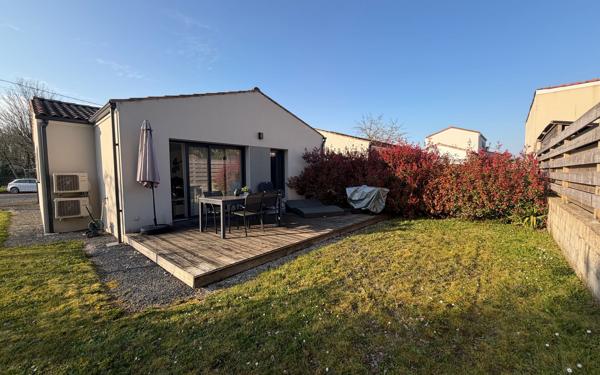 Maison à vendre    3 pièces •  Médis