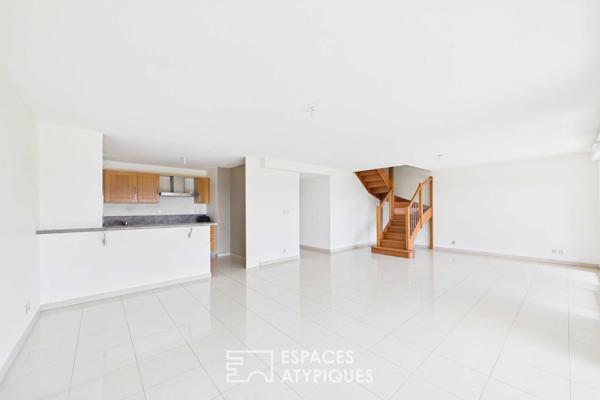Appartement attique lumineux