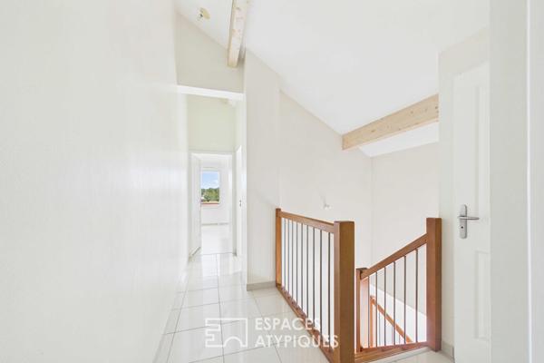 Appartement attique lumineux