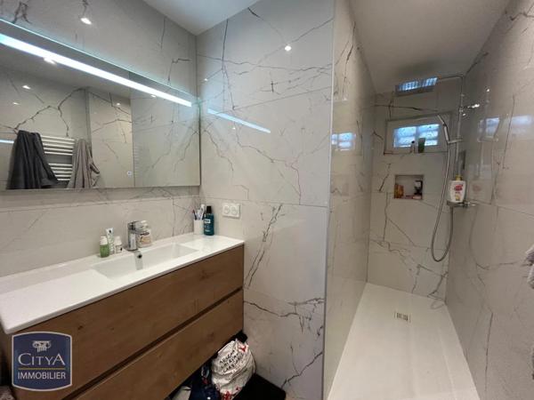 Appartement à louer 3 pièces 54.01m²