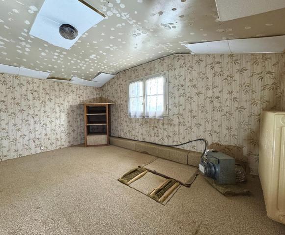 MAISON 120 m2 environ- 5CHAMBRES- TERRAIN 1200 m2