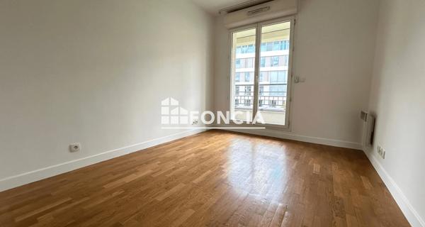 Location Appartement 4 pièces 92.49 m² - Issy-les-moulineaux 92130