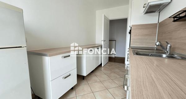 Location Appartement 4 pièces 92.49 m² - Issy-les-moulineaux 92130