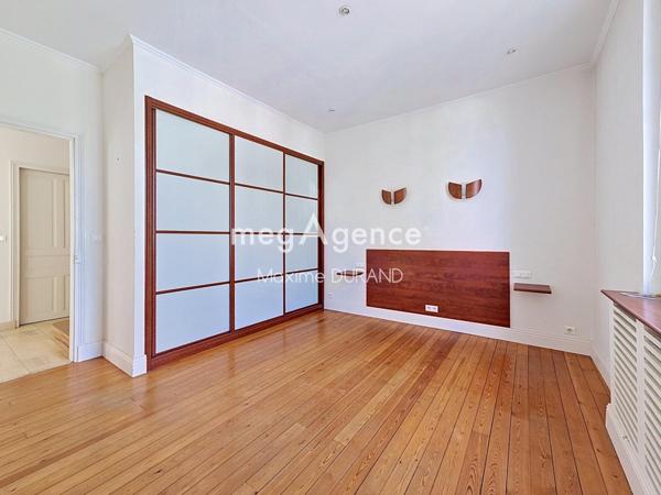 Maison à CHOLET, 49300 - 8 pièces 200m²