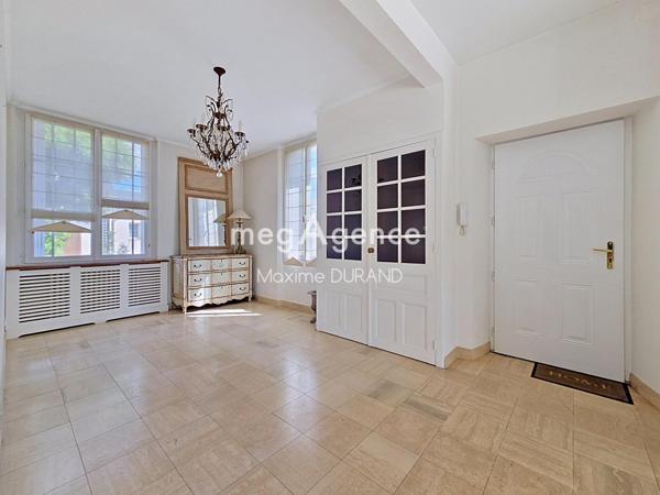 Maison à CHOLET, 49300 - 8 pièces 200m²