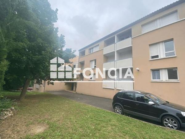 Location Studio 28.11 m² - 23 RUE DU PERE DE LA CROIX Poitiers 86000