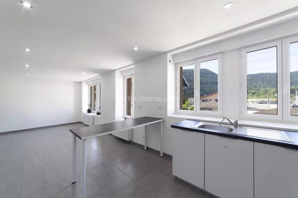 Vente Appartement 5 pièces 91 m2 à Villers-le-Lac