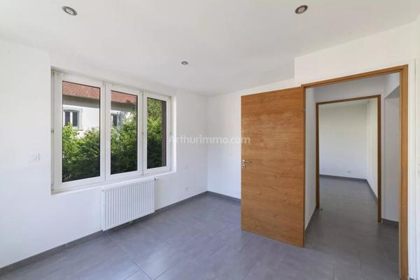 Vente Appartement 5 pièces 91 m2 à Villers-le-Lac