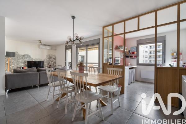 Appartement à vendre 5 pièces 103,37 m² Lyon 6