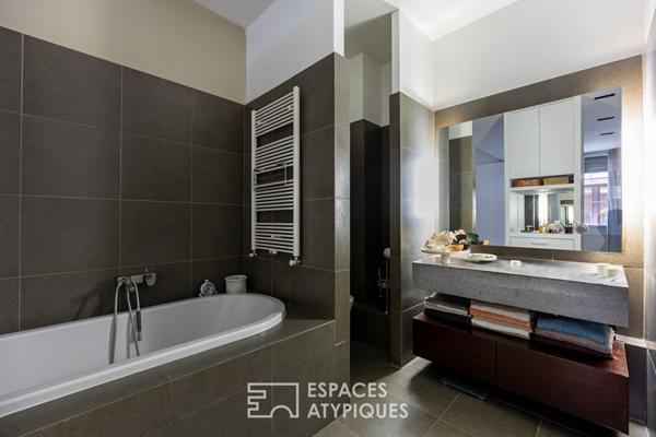 Ancien atelier au coeur d’une cour Eiffel