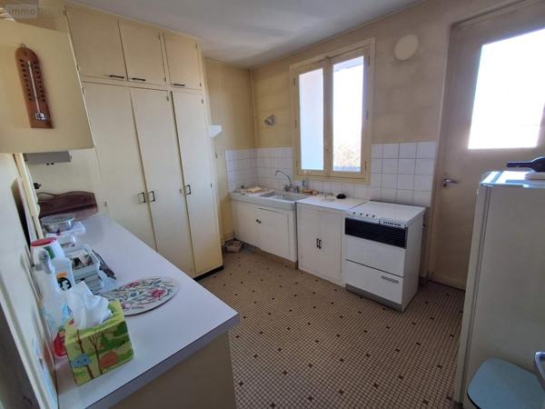 Appartement à vendre à Tours dans l'Indre-et-Loire (37000), ref : 022/1172   
TOURS Centre - Bd. Béranger