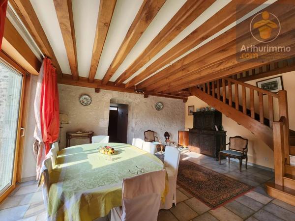 Vente                                                      Maison
                        
                     6 pièces                      226 m2                     à Beaugency