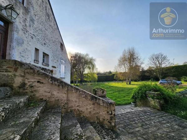 Vente                                                      Maison
                        
                     6 pièces                      226 m2                     à Beaugency