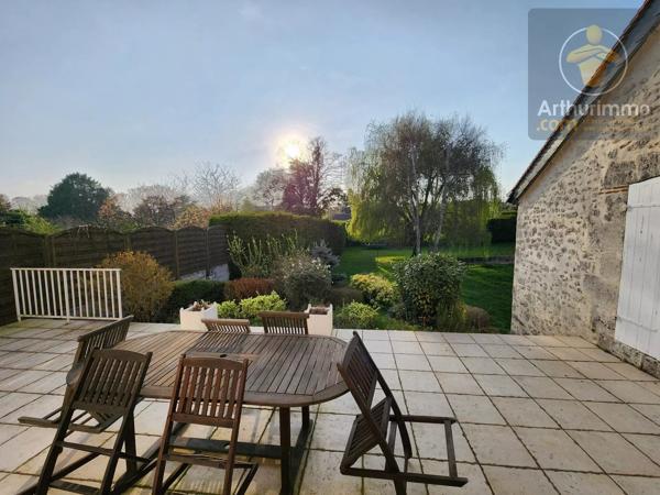Vente                                                      Maison
                        
                     6 pièces                      226 m2                     à Beaugency