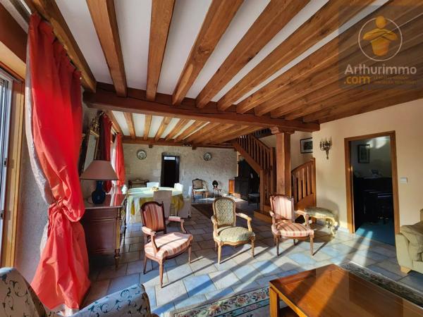 Vente                                                      Maison
                        
                     6 pièces                      226 m2                     à Beaugency