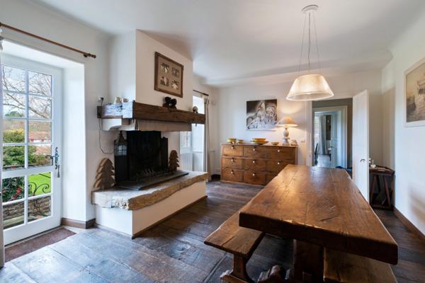 Maison à vendre 14 pièces (64)