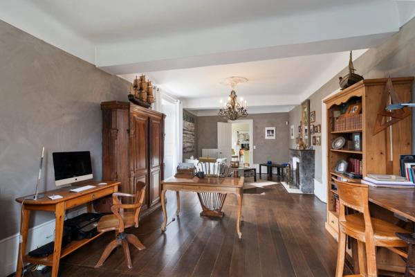 Maison à vendre 14 pièces (64)