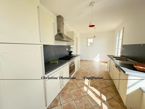 VILLA D’EXCEPTION 4 chambres avec piscine privée dans un domaine sécurisé (85) COËX