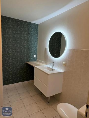 Location maison 6 pièces de 145m²