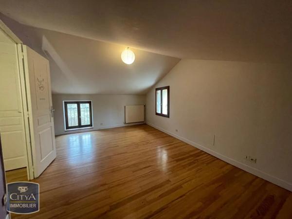 Location maison 6 pièces de 145m²