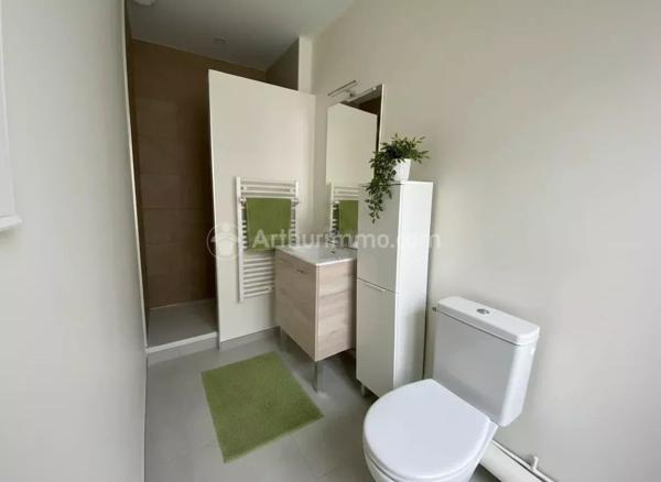 Location                                                      Appartement
                        
                     2 pièces                      48 m2                     à Tours