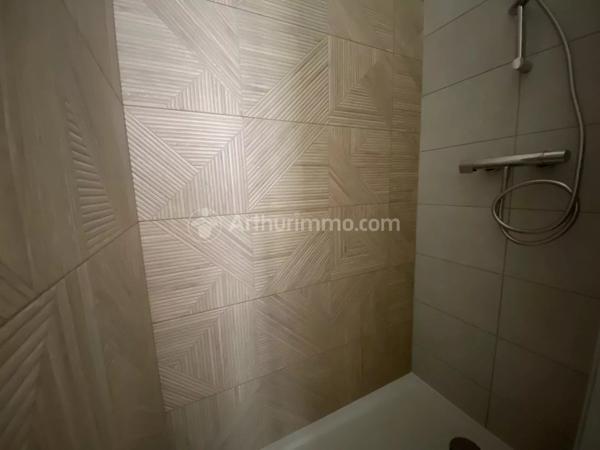 Location                                                      Appartement
                        
                     2 pièces                      48 m2                     à Tours