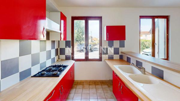 SERMAIZE-LES-BAINS Maison mitoyenne de 109 m², 4 pièces, 3 chambres