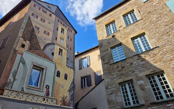 Immeuble à vendre    10 pièces • 205,17 m2 Mende