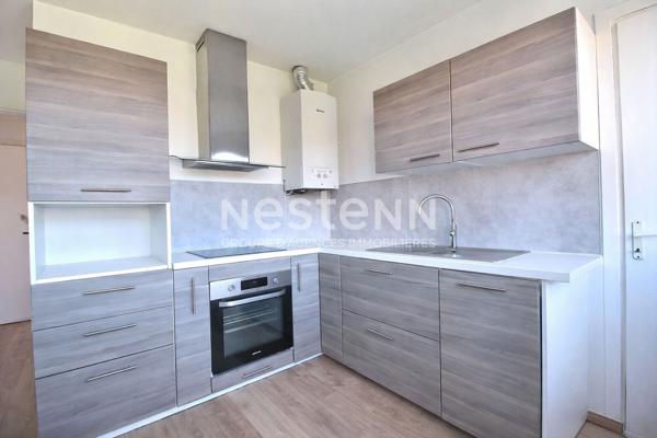 Marignane - Appartement 3/4 pièces à vendre aux Pennes Mirabeau - Dernier étage, calme et lumineux