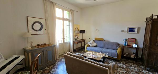 Maison de caractère  6 pièces Perpignan centre avec local / garage de 70 m²