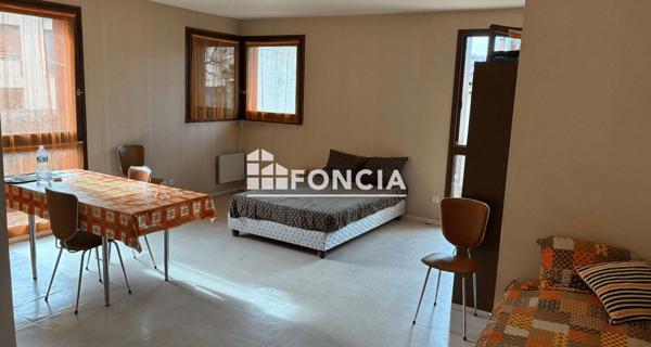 À vendre Studio 40 m² - Cahors 46000