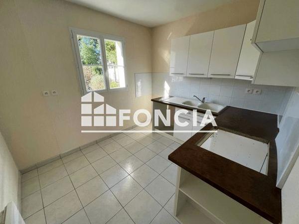 Location Maison 5 pièces 93.98 m² - 3 IMPASSE EMILIE DU CHATELET La Ville Aux Dames 37700