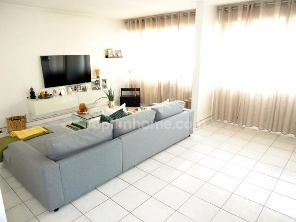 Appartement 4 pièces / 3 Chambres - 95 m2 - 168 000 € FAI