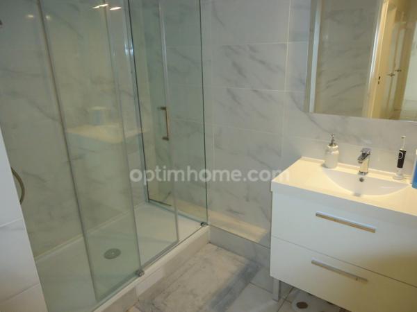 Appartement 4 pièces / 3 Chambres - 95 m2 - 168 000 € FAI